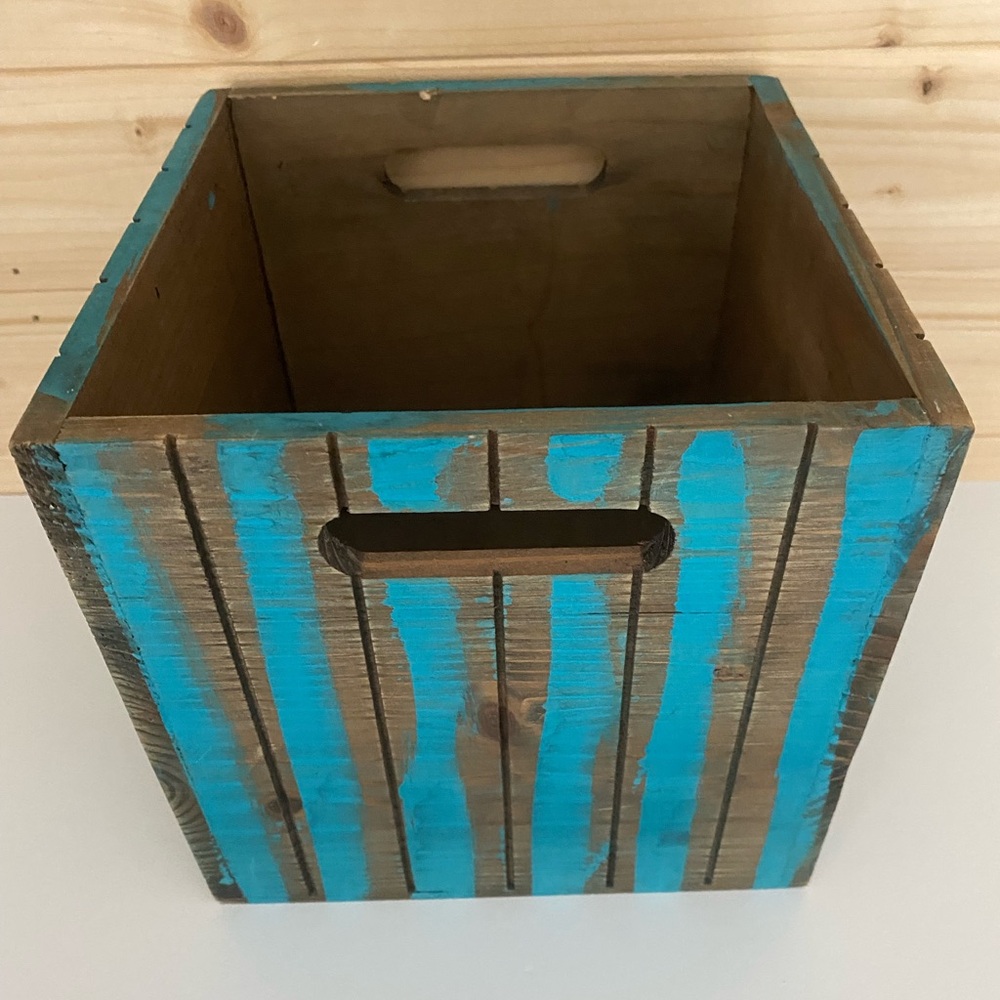 Rustic Farmhouse Wooden Storage Bin Set 2 Piece Built-In Handles Country Cottage - Picture 7 of 11